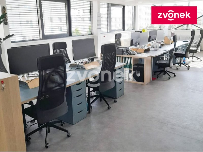 Pronájem kanceláře v centru Zlína, 109 m2