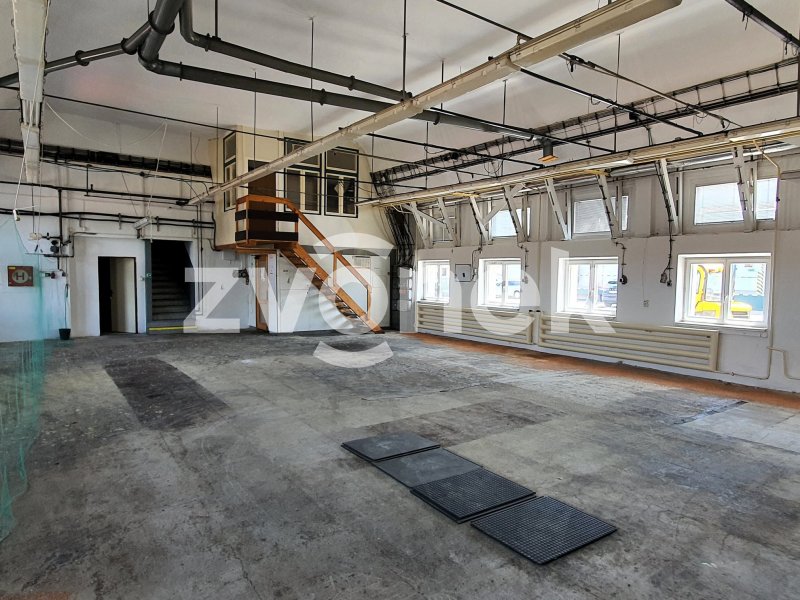 Výrobně-skladovací prostory, Zlín - Prštné, 532 m2