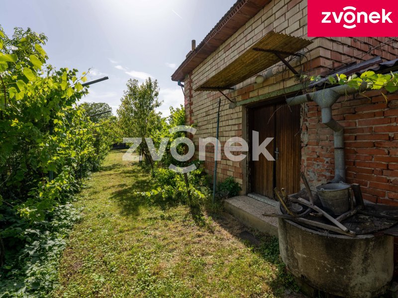 Rodinný dům Blatnice pod Svatým Antonínkem, vinný sklep, velká zahrada