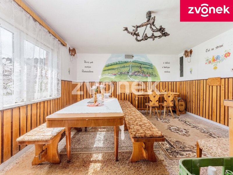 Rodinný dům Blatnice pod Svatým Antonínkem, vinný sklep, velká zahrada