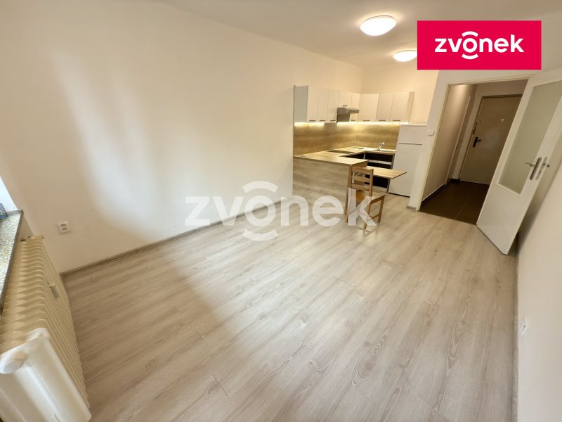 Pronájem krásného bytu 1+kk s výhledem do zeleně