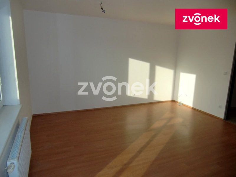 Pronájem bytu 1+kk ve Zlíně na Podlesí