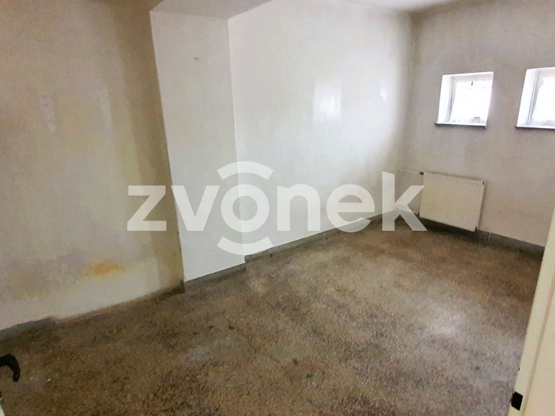 Pronájem komerčních prostor – Bílovice, 212 m²
