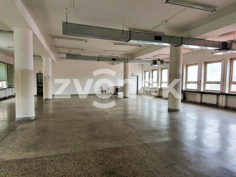 Pronájem komerčních prostor – Bílovice, 212 m²