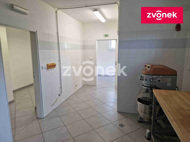 Pronájem pekárny s cukrářskou výrobou a prodejnou v Kudlovicích - Dolina.