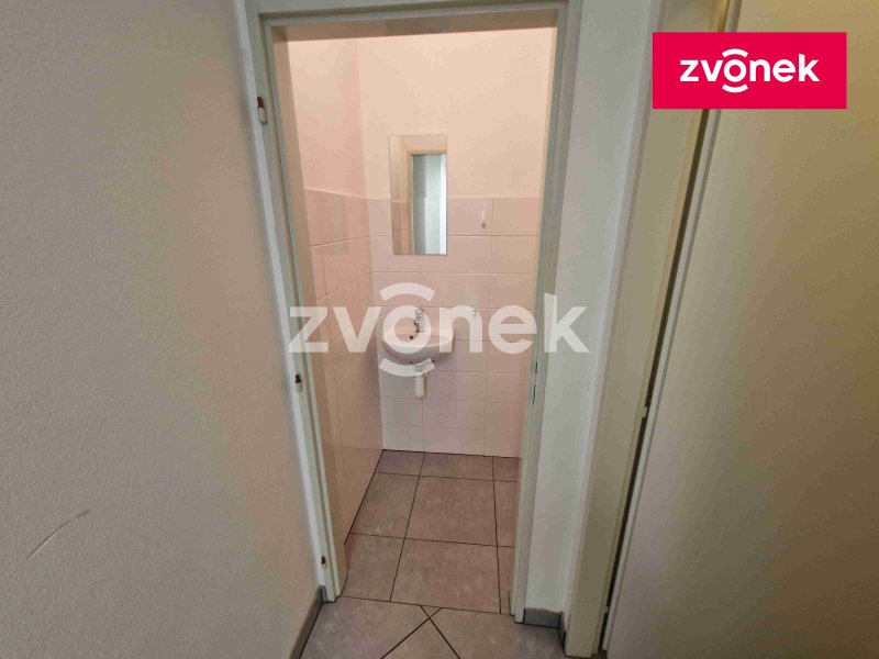 Pronájem pekárny s cukrářskou výrobou a prodejnou v Kudlovicích - Dolina.