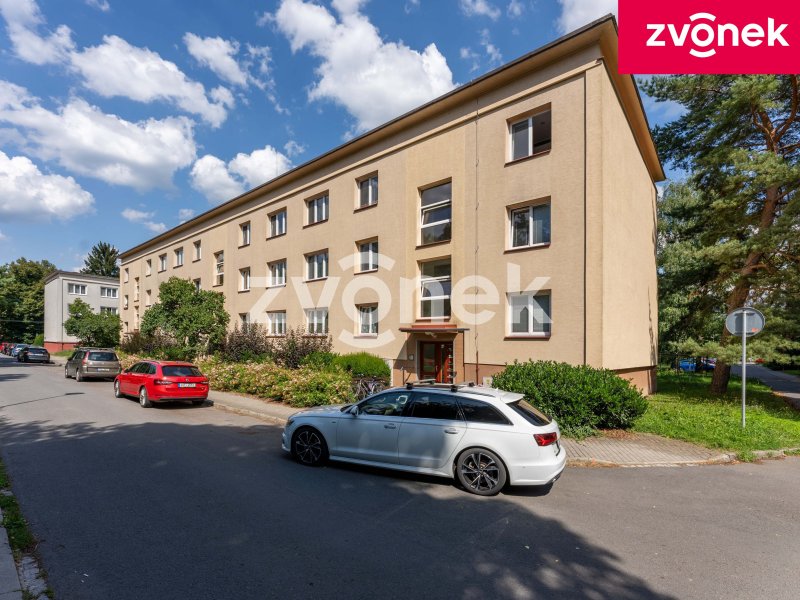 Prodej bytu 2+1 po rekonstrukci, Zlín – ul. Dukelská