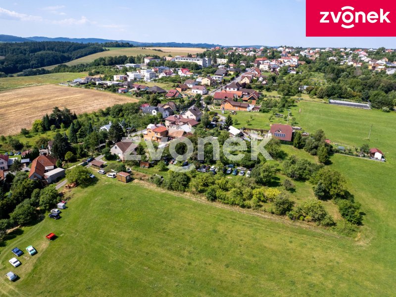 Pozemek k výstavbě 798m2, Veselá u Zlína