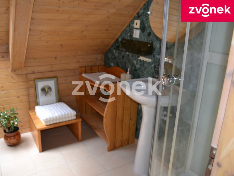 Pronájem 1+kk v rodinném domě ve Valašském Meziříčí