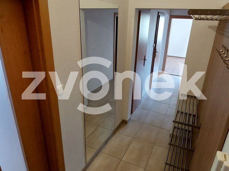 Pronájem bytu 3+1 Zlín, Vršava