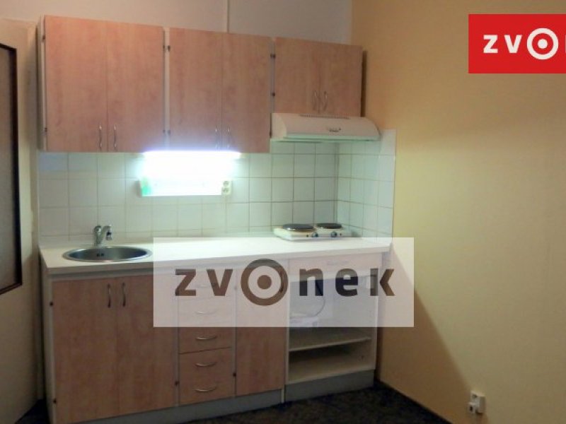 Pronájem bytu1+kk, JS - Dětská, Zlín, nevybaveno, od 1.9.2025.