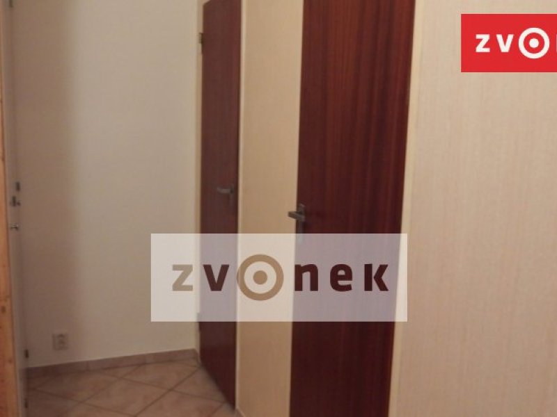 Pronájem bytu1+kk, JS - Dětská, Zlín, nevybaveno, od 1.9.2025.