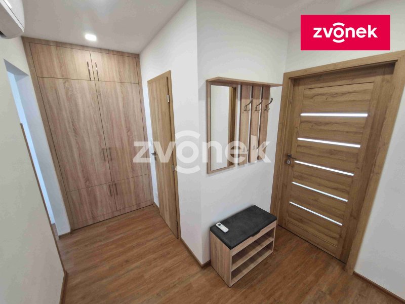 Pronájem bytu 2+1 po celkové rekonstrukci v blízkosti centra Uh.Hradiště.