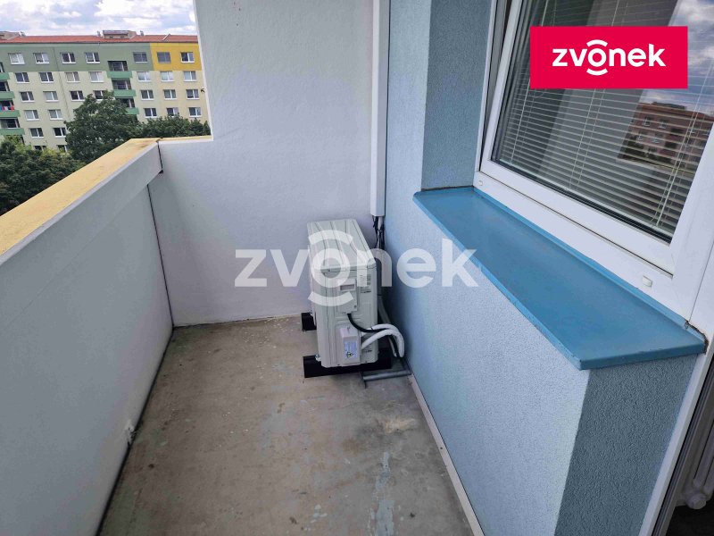 Pronájem bytu 2+1 po celkové rekonstrukci v blízkosti centra Uh.Hradiště.