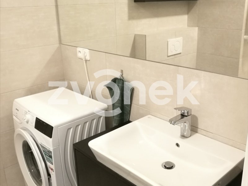 Moderní byt 3+kk s balkonem Fryšták, parkování, sklep, 10 min od Zlína