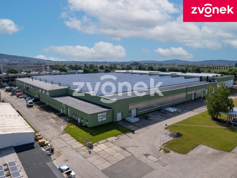 Pronájem výrobní haly 2800 m², Holešov