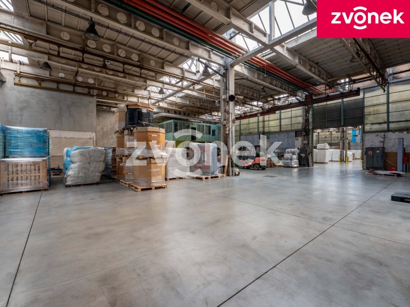 Pronájem výrobní haly 1080 m², Holešov