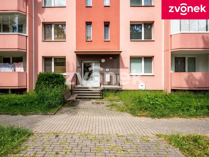 3+kk Otrokovice - Trávníky, ul. SNP, balkon