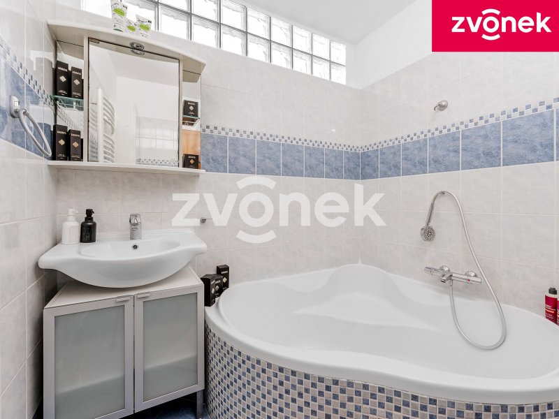 3+kk Otrokovice - Trávníky, ul. SNP, balkon