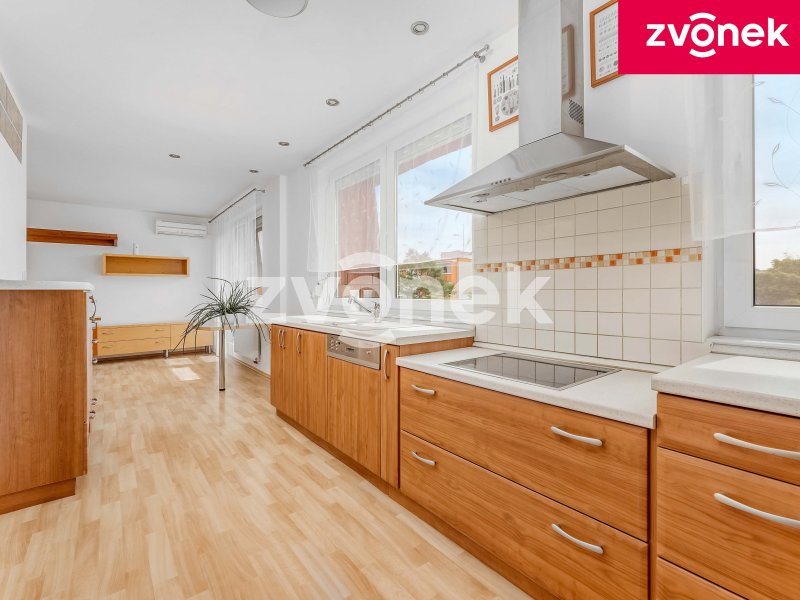 3+kk Otrokovice - Trávníky, ul. SNP, balkon