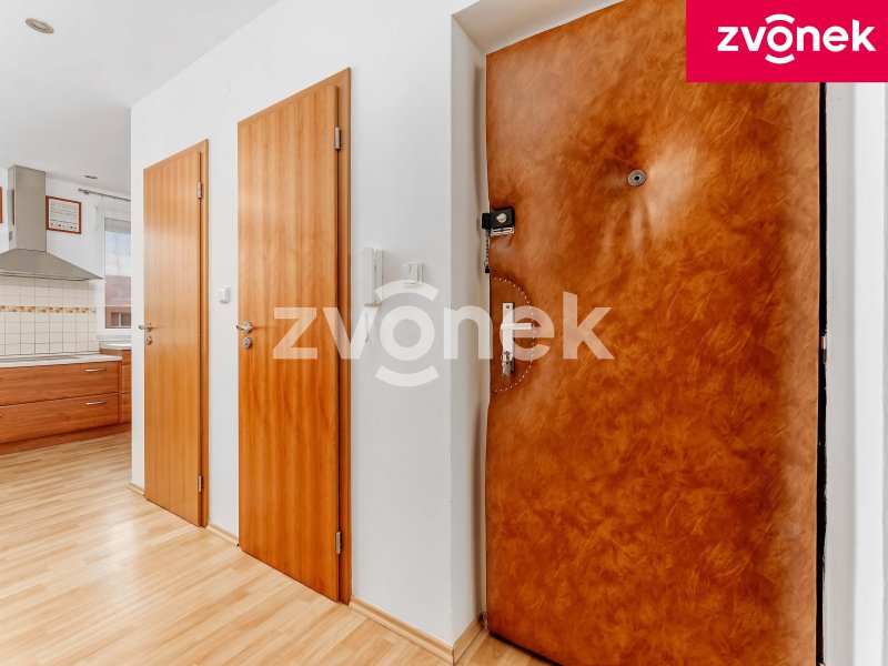 3+kk Otrokovice - Trávníky, ul. SNP, balkon