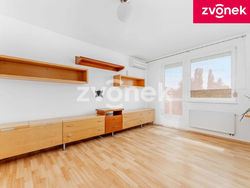 3+kk Otrokovice - Trávníky, ul. SNP, balkon