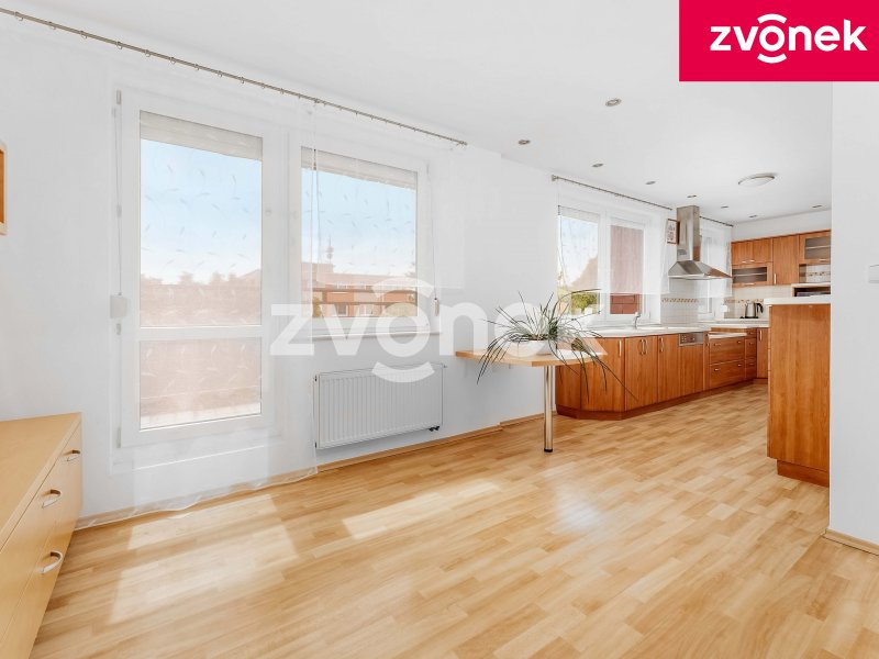 3+kk Otrokovice - Trávníky, ul. SNP, balkon