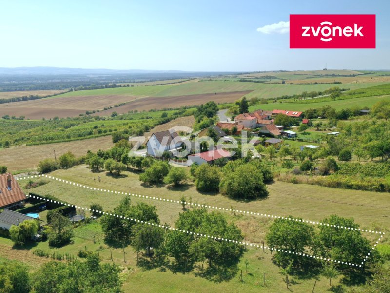 Pozemek, kde můžete začít nový život – Polešovice, 1992 m²