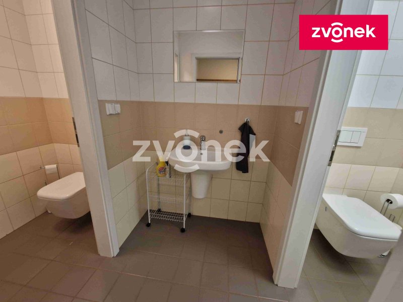 Nabízíme exkluzivně k pronájmu komerční prostory v Otrokovicích.
