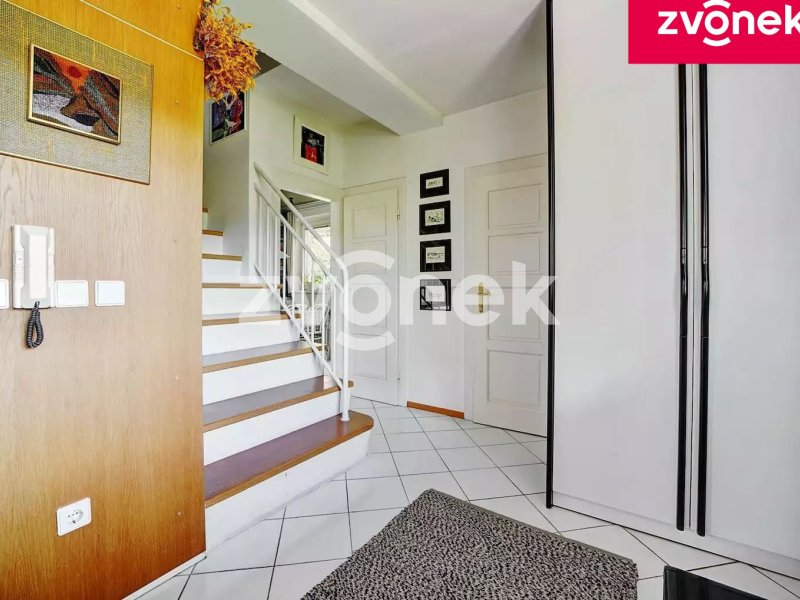 Rodinný dům Zlín - Kostelec, klid přírody a město na dosah!