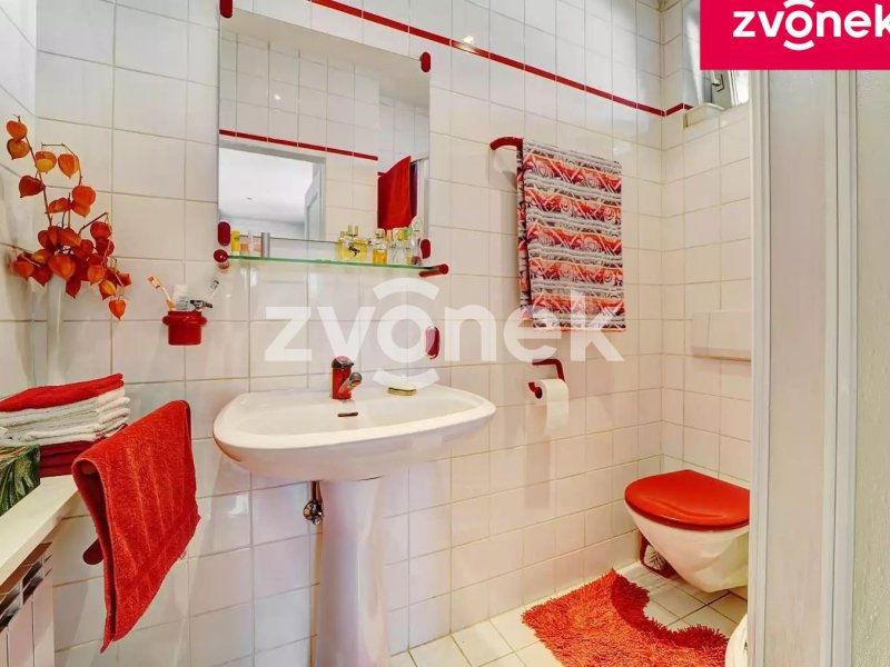 Rodinný dům Zlín - Kostelec, klid přírody a město na dosah!