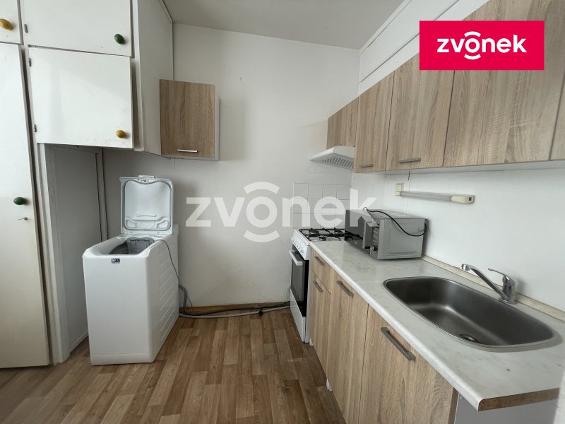 Útulný byt 1+1 s balkonem k pronájmu – Otrokovice, ul. Nádražní