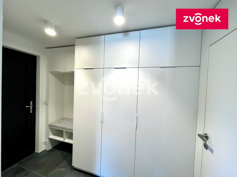 Pronájem bytu 2+kk po rekonstrukci, Pančava, Zlín