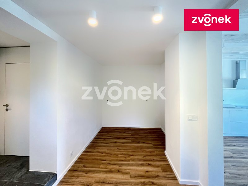Pronájem bytu 2+kk po rekonstrukci, Pančava, Zlín