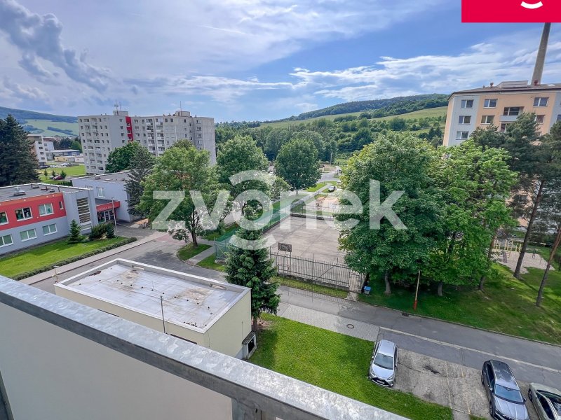 2+1 Brumov - Bylnice, Družba, balkon