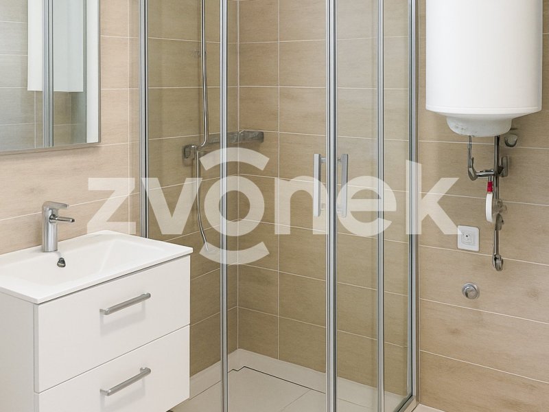 3+kk Zlín - Obeciny, balkon, parkovací stání