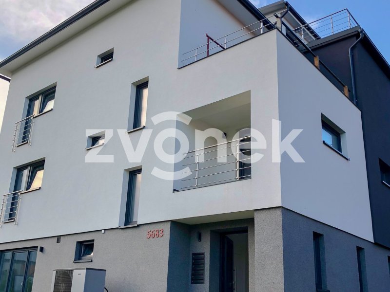 3+kk Zlín - Obeciny, balkon, parkovací stání