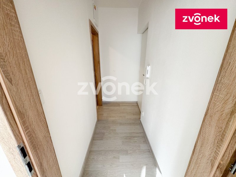 1+kk Zlín - Malenovice, nevybavený, ihned