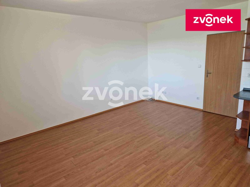 Pronájem bytu 1+kk ve Zlíně na Podlesí V.