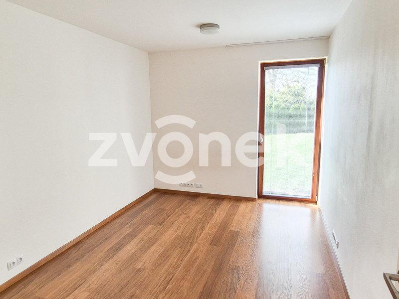 Luxusní vila Zlín - Příluky, velká zahrada, garáž