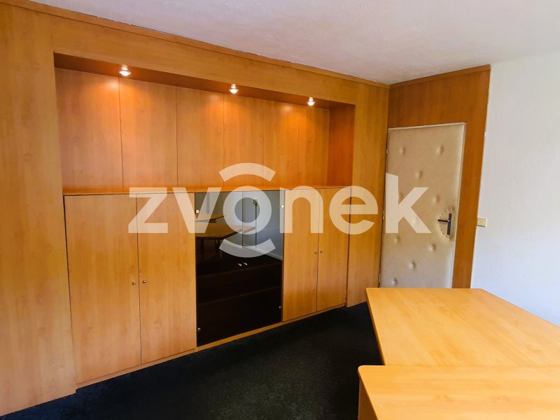 Pronájem kancelářských prostor ve Zlíně, 90 m2