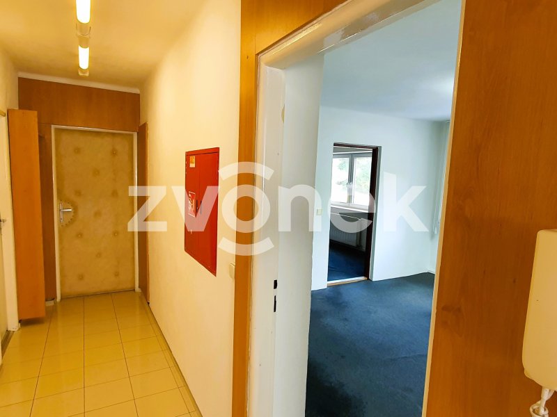 Pronájem kancelářských prostor ve Zlíně, 90 m2