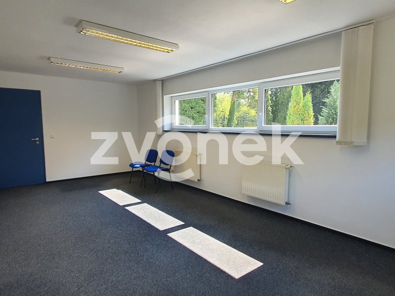 Pronájem kancelářských prostor ve Zlíně, 90 m2