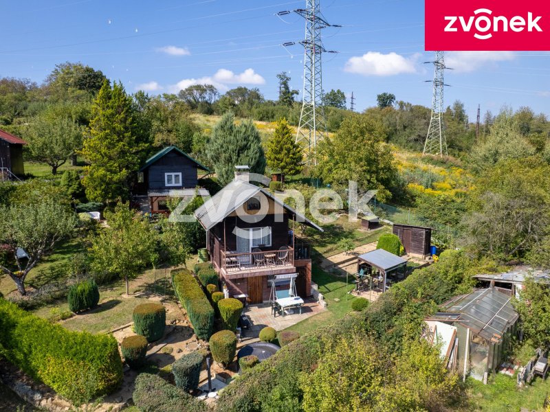 Chata s pozemkem 382m², Zlín- Prštné