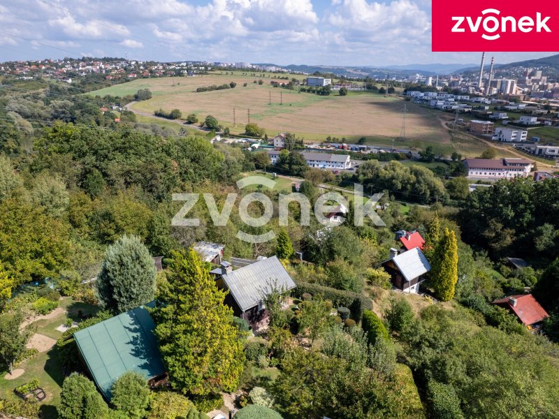 Chata s pozemkem 382m², Zlín- Prštné