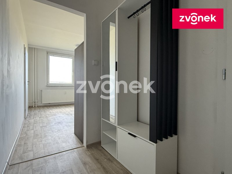 Kompletně rekonstruovaný byt 1+1/2+kk, Otrokovice
