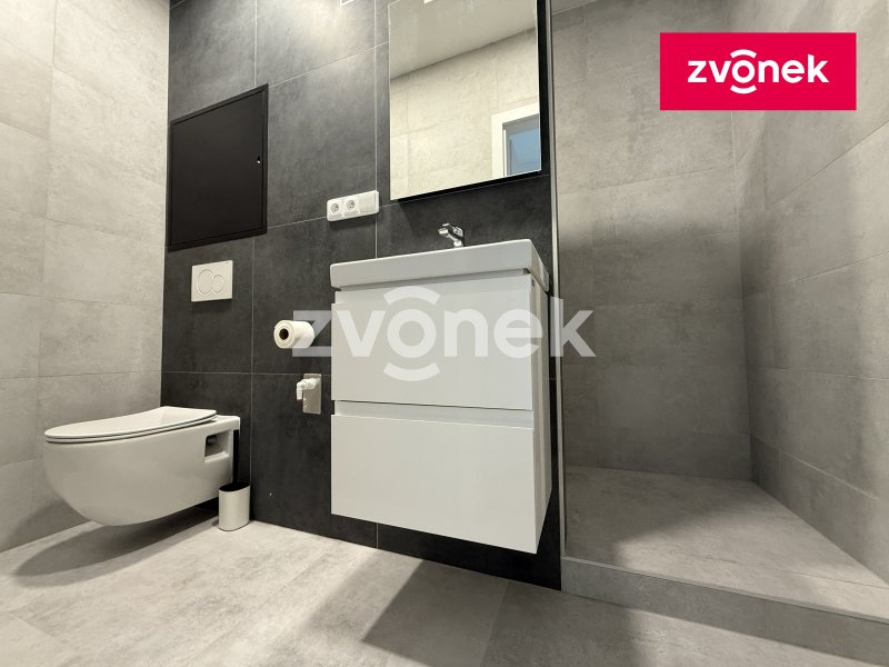 Kompletně rekonstruovaný byt 1+1/2+kk, Otrokovice