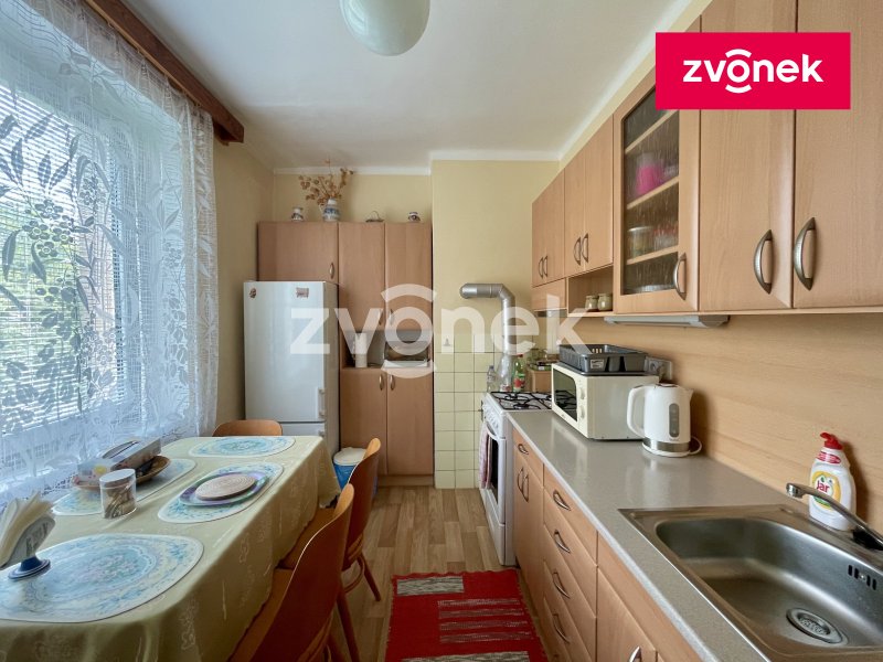 Byt 2+1 Uherský Brod-Okružní,vybavený, s lodžií, ihned volný.