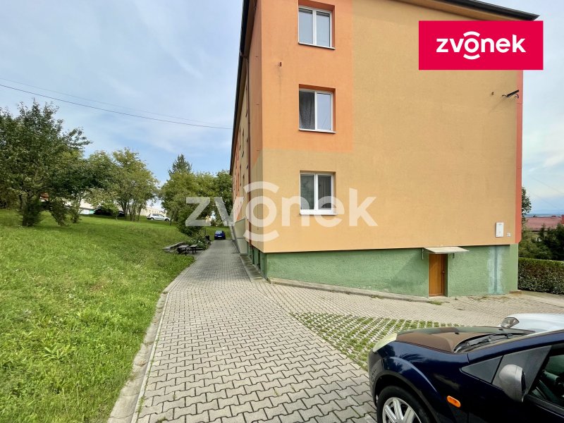 Byt 2+1 Uherský Brod-Okružní,vybavený, s lodžií, ihned volný.
