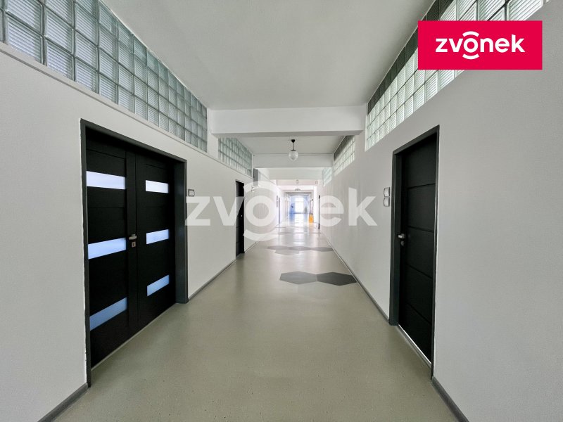 Pronájem výrobní haly 472 m², Holešov